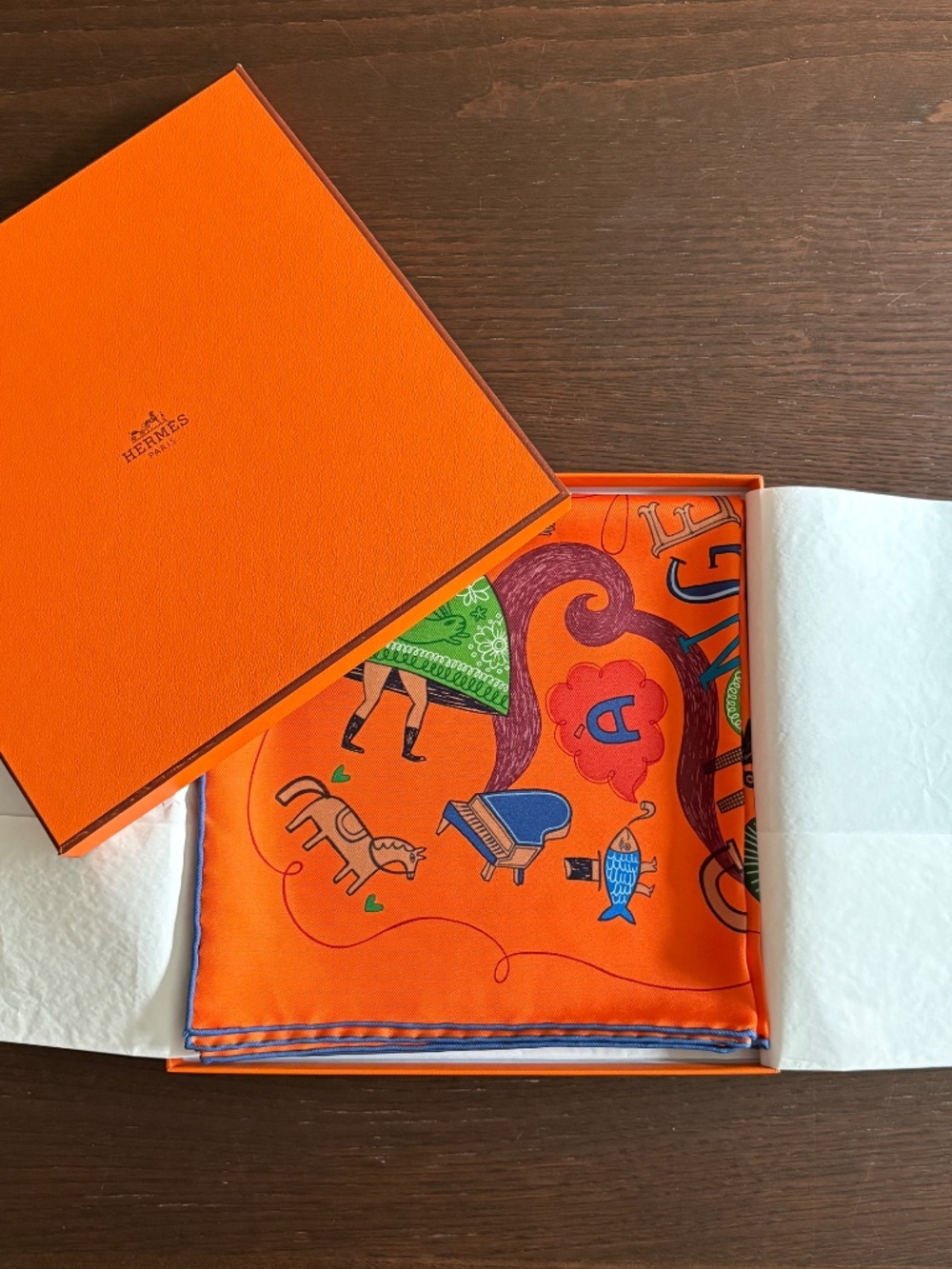Authentic Hermes 90cm Silk Twill Scarf - "Sieste au Faubourg" - Picture 5 of 5
